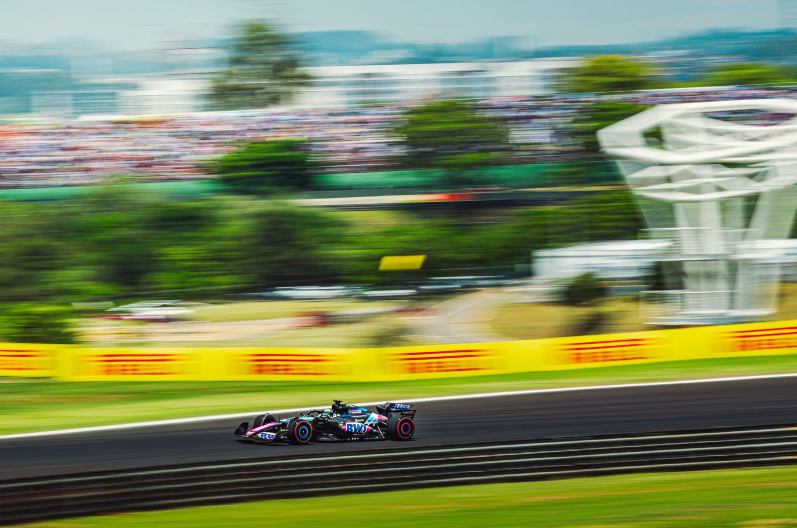 Alpine to use Mercedes engines in 2026