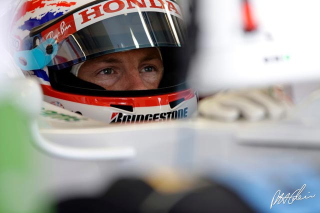 Button to join Race of Champions