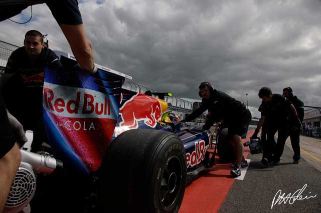 Practice 2 Report - Red Bull still ahead