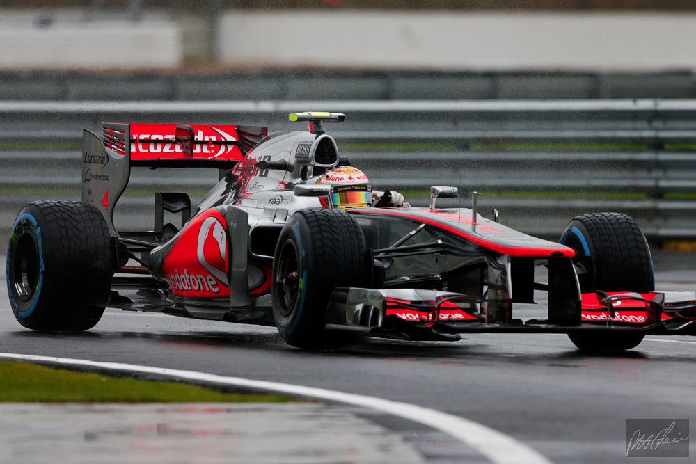 Practice 2 Report - Hamilton quickest in treacherous conditions