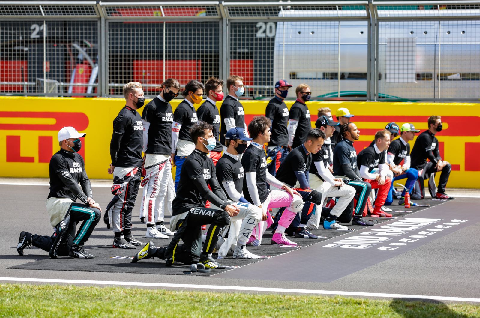 Magnussen stops kneeling because of Black Lives Matter