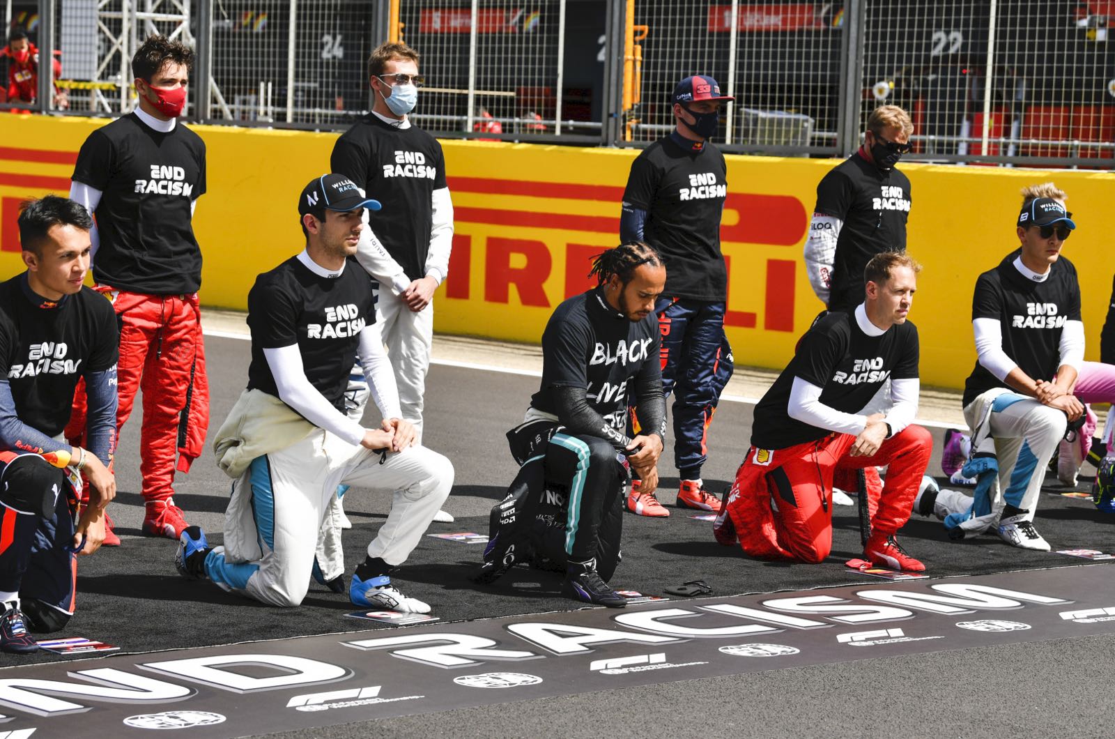 Report - No more pre-race 'kneeling' in 2021?