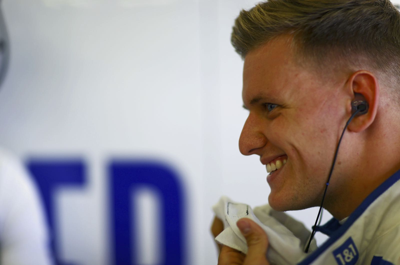 Uncle says Alfa Romeo not better option for Schumacher