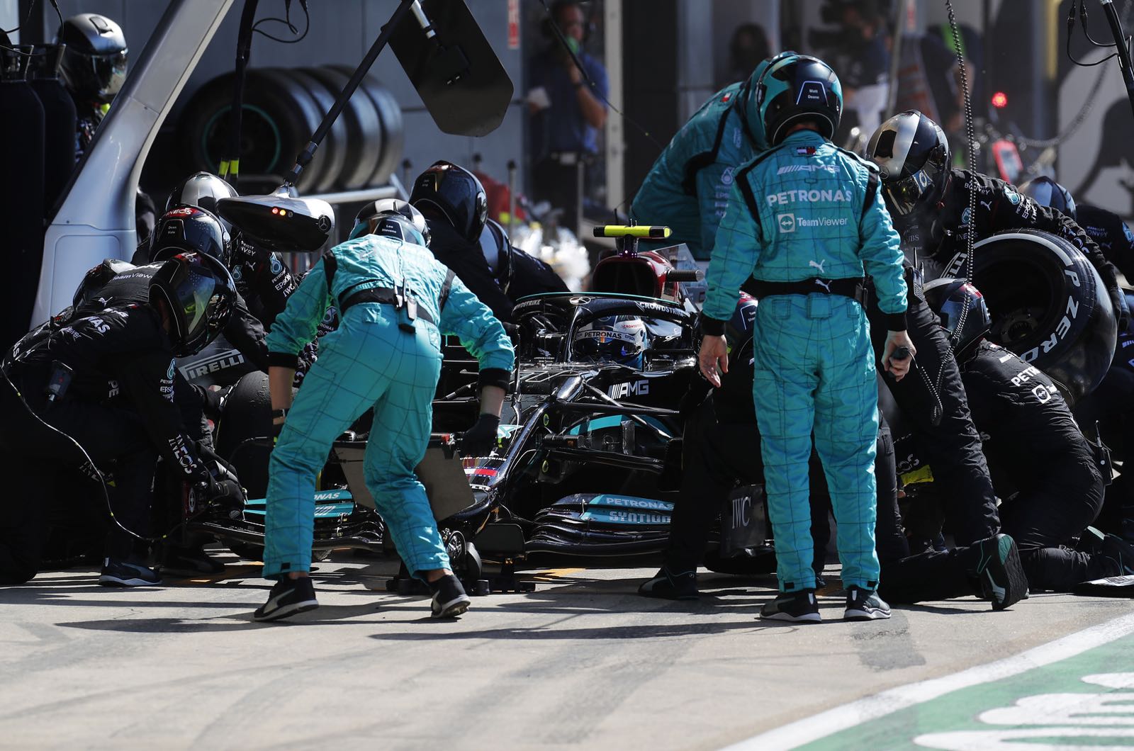 Bottas to support Hamilton for 2021 title