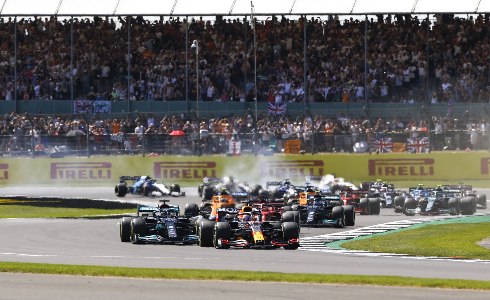 Hamilton vs Verstappen is F1's toughest battle says Rosberg