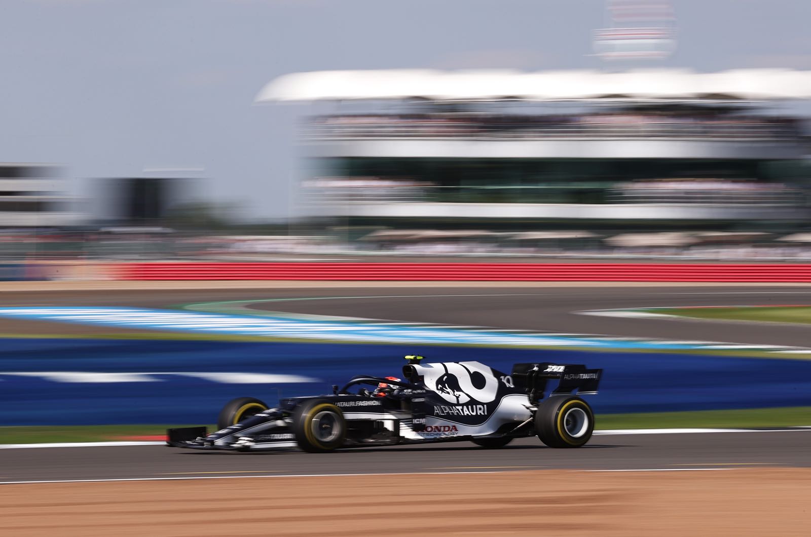 Red Bull to keep all four F1 drivers for 2022