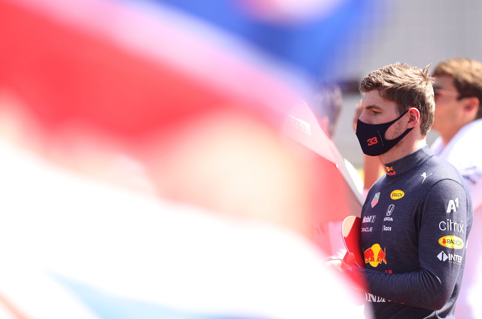 Hamilton lacks Verstappen's charisma says Alonso
