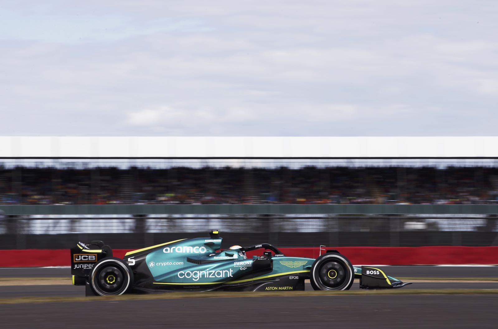F1 warns stupid climate activists to skip British GP