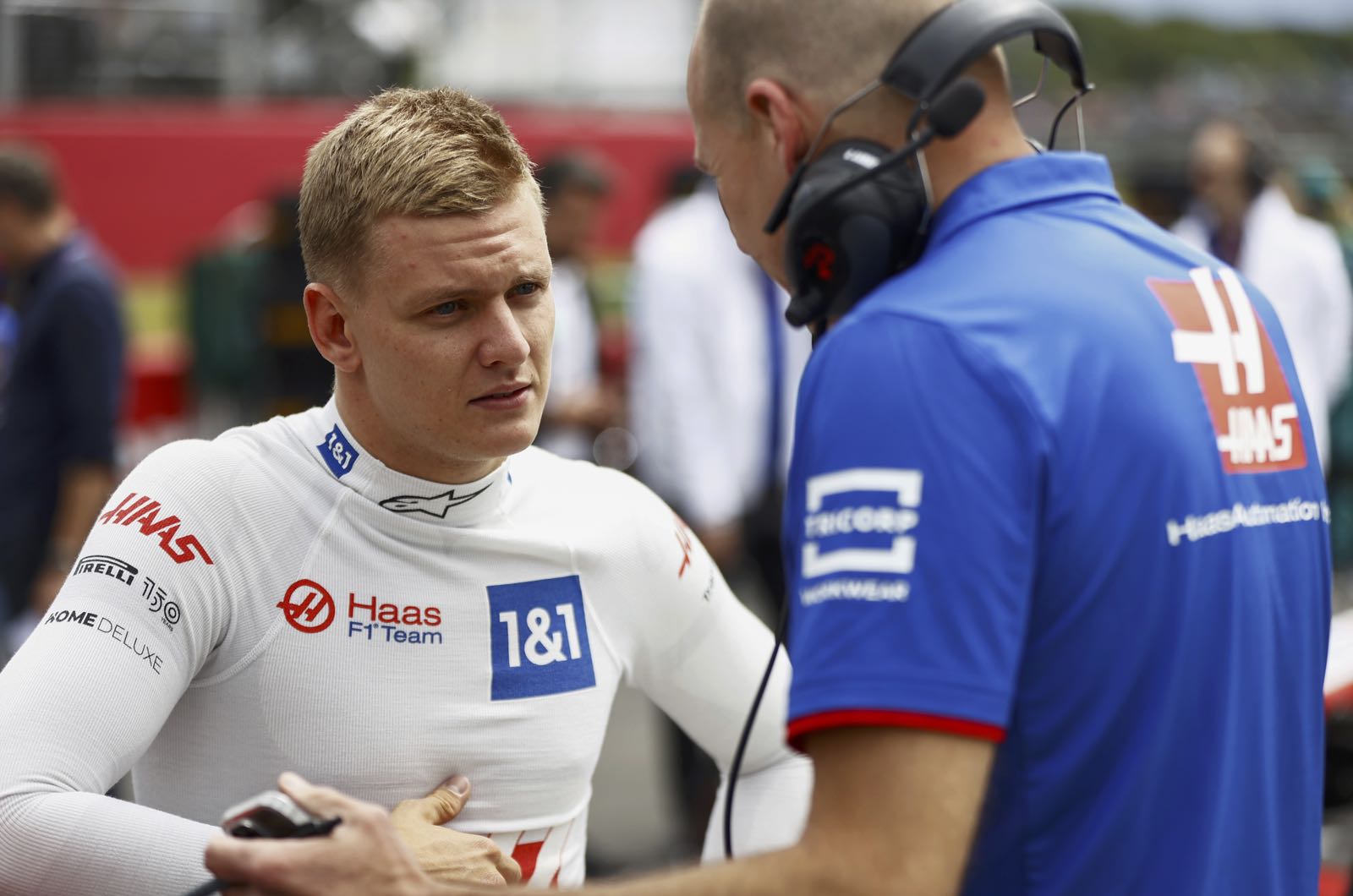 Still no news about new Schumacher contract