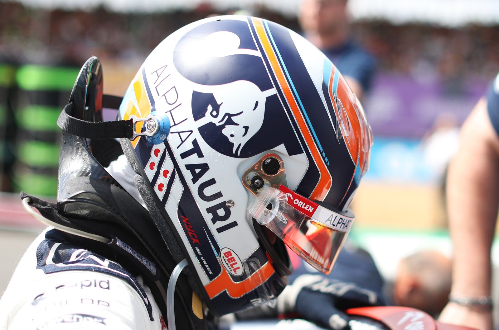 Red Bull has killed de Vries career says Ralf