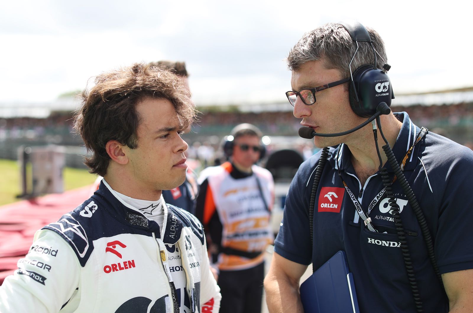 Marko defends decision to sack rookie de Vries