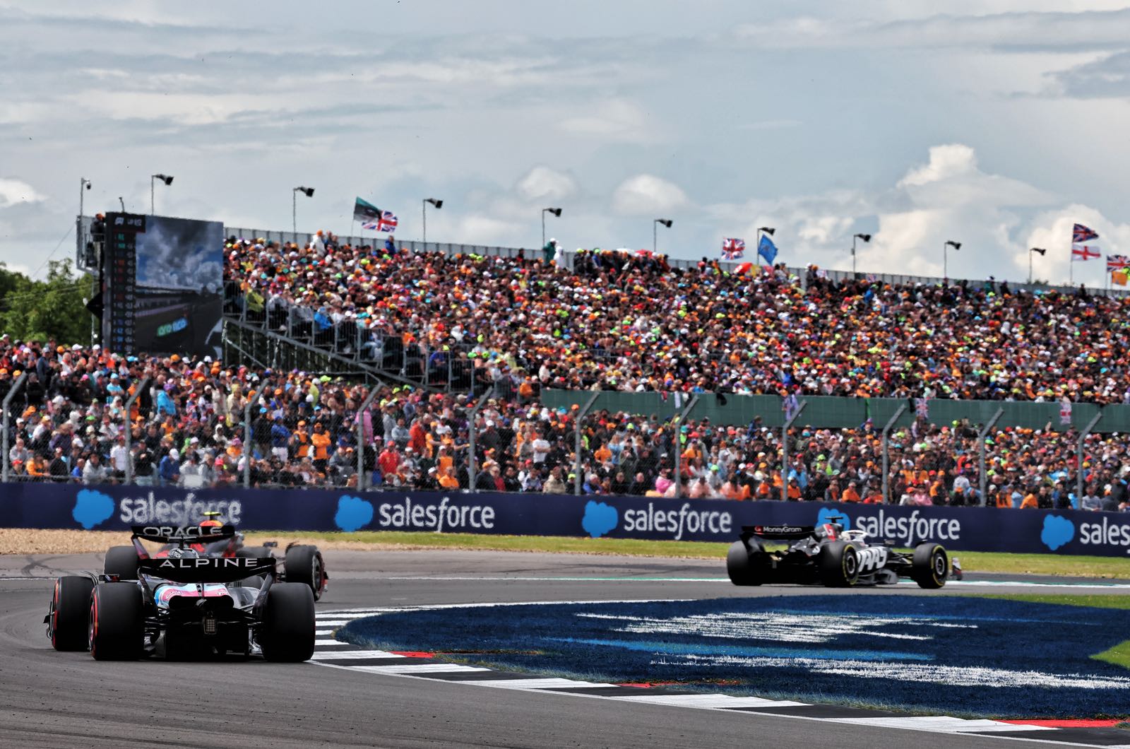 Audi snatches Alpine-Renault's F1 oil brands