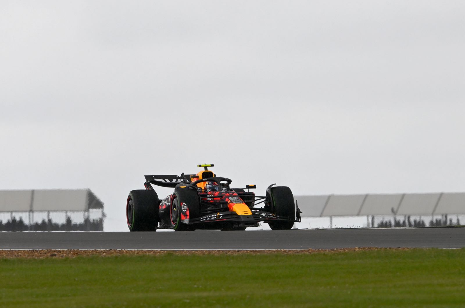 Perez facing Belgian GP ultimatum to keep F1 seat