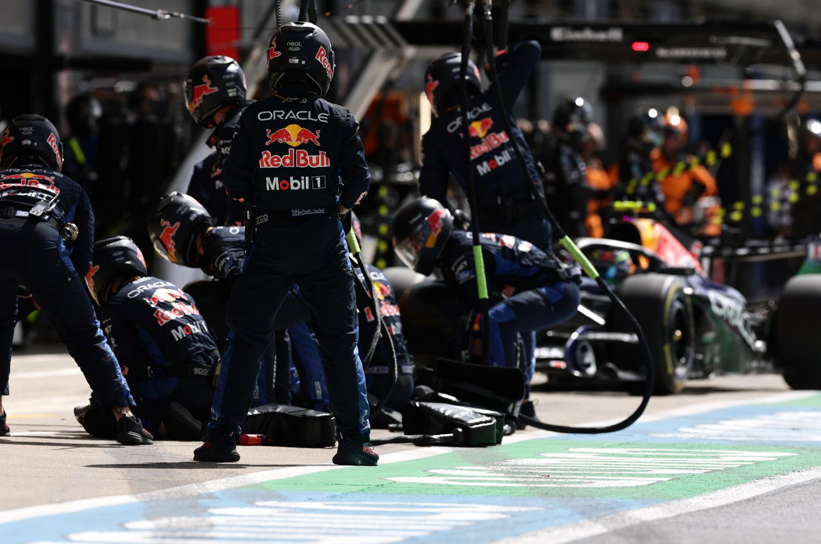 Verstappen frustrated after latest Red Bull flop