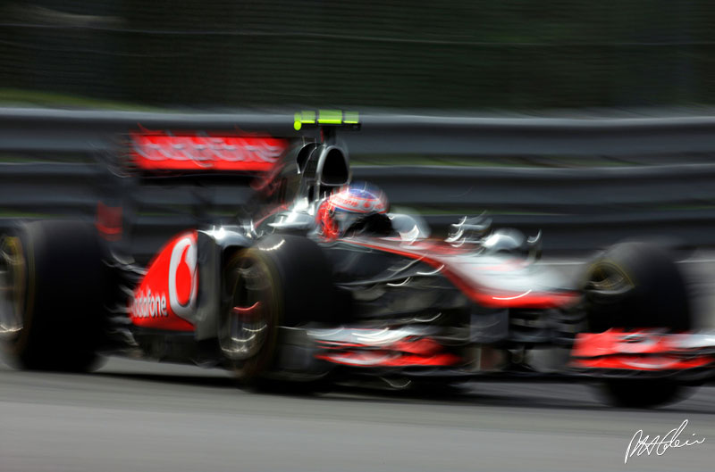 Analysis: McLaren ruing Canada rear wing choice?