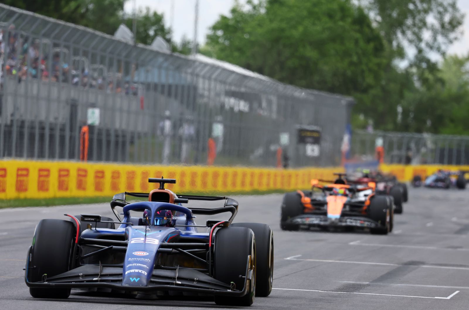 Albon not confirming definite 2025 Williams seat