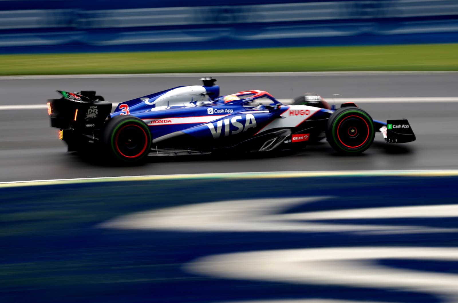 Ricciardo spurred on by Villeneuve criticism