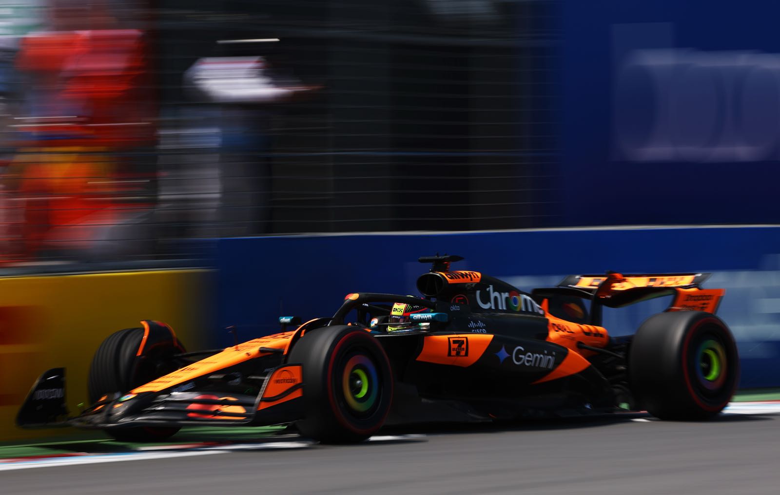 McLaren will bet on Piastri for title