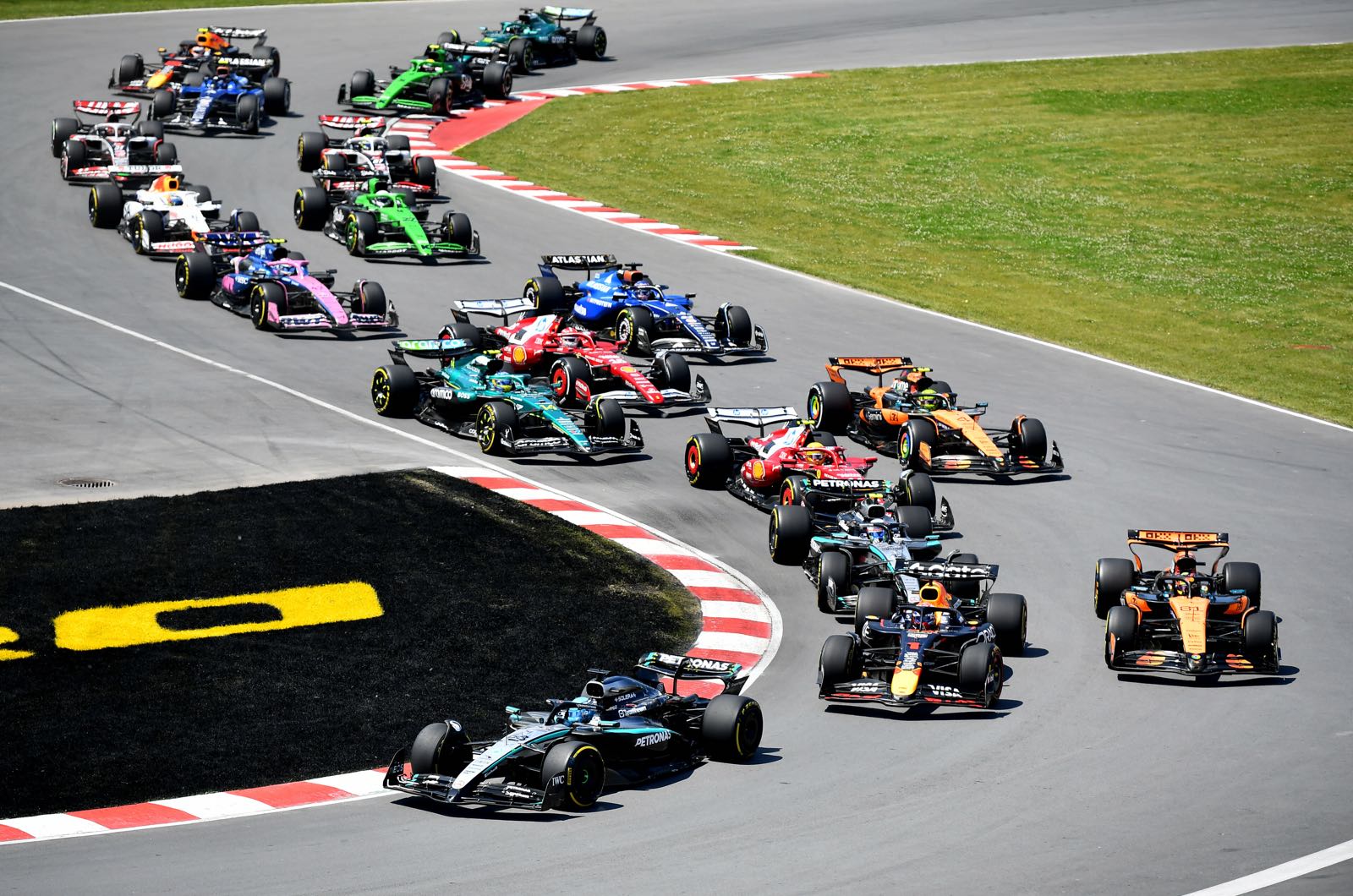 Russell not ruling out F1 popularity collapse
