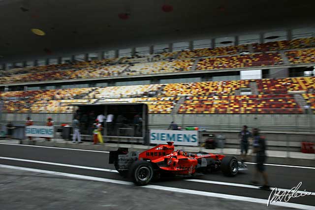 Spyker signs a Ferrari deal