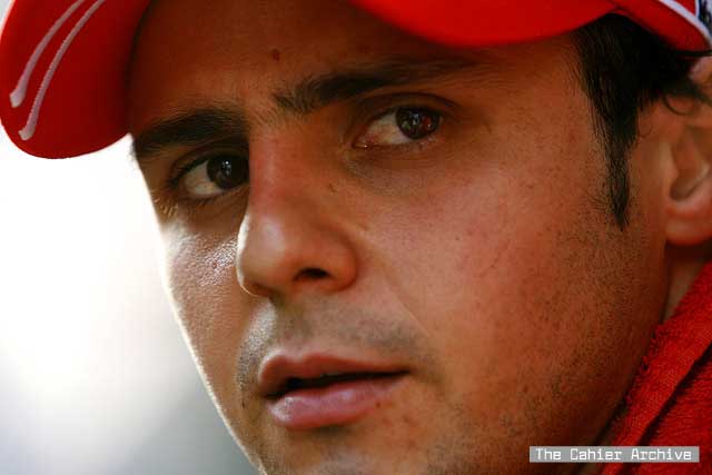Ferrari re-signs Massa until 2010