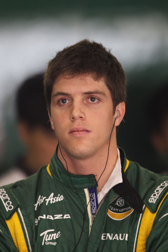 Luiz Razia to join Marussia