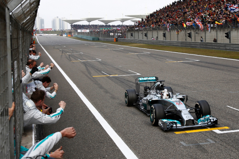Focused Hamilton on charge for title says Lauda