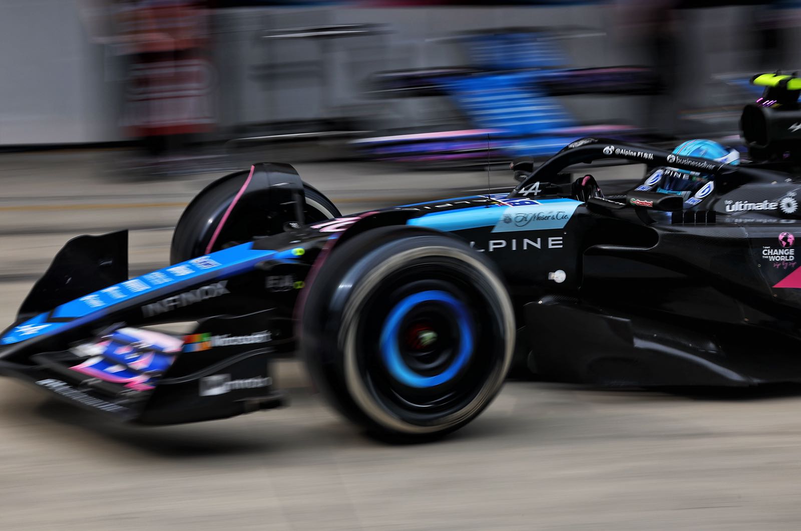 Gasly upbeat as fleeing McLaren man re-emerges at Alpine