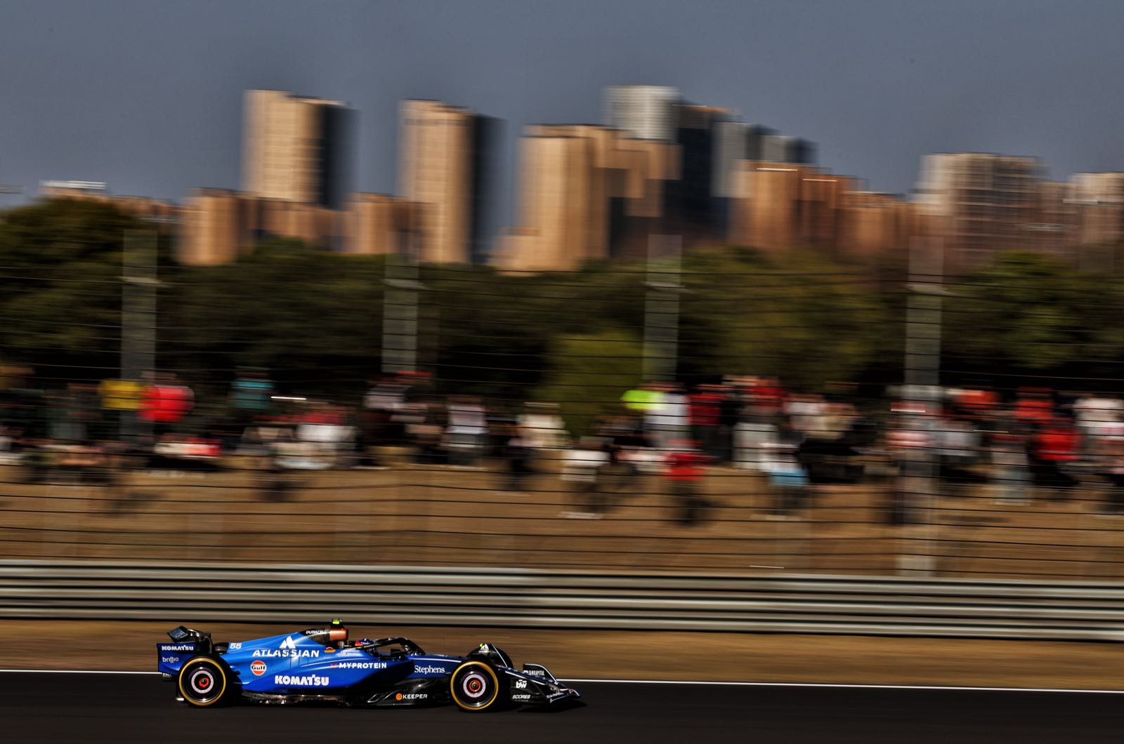 Sainz confused as pre-season pace vanishes