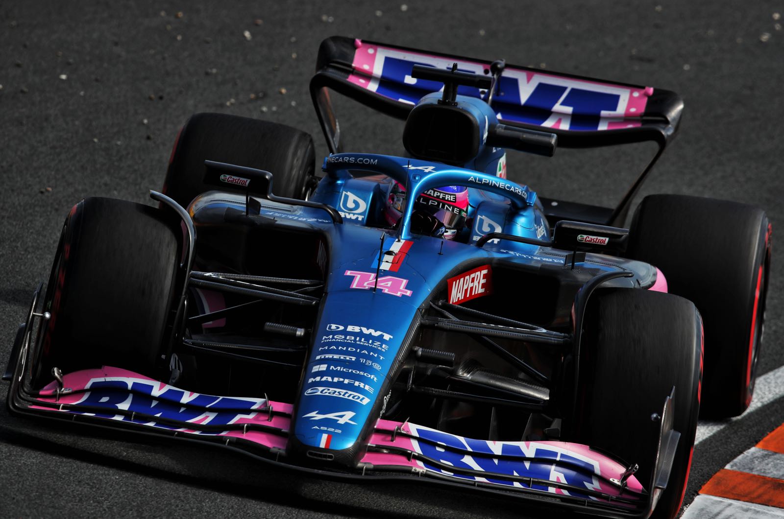 Alonso eyes three more years on F1 grid
