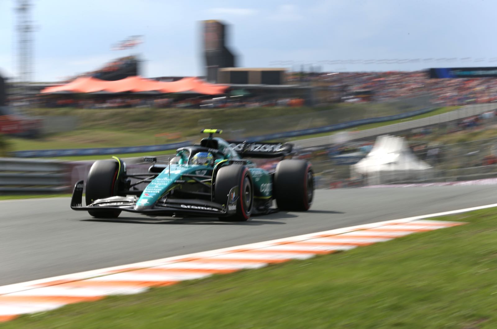 Aston Martin to keep developing 2023 car says Krack