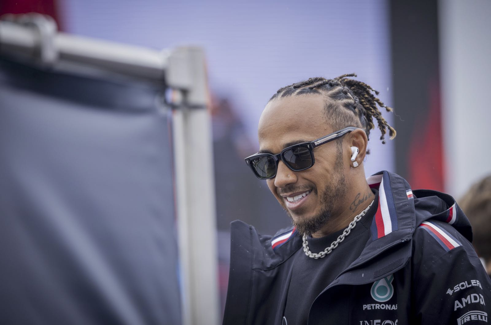 Something else behind Hamilton-Wolff split