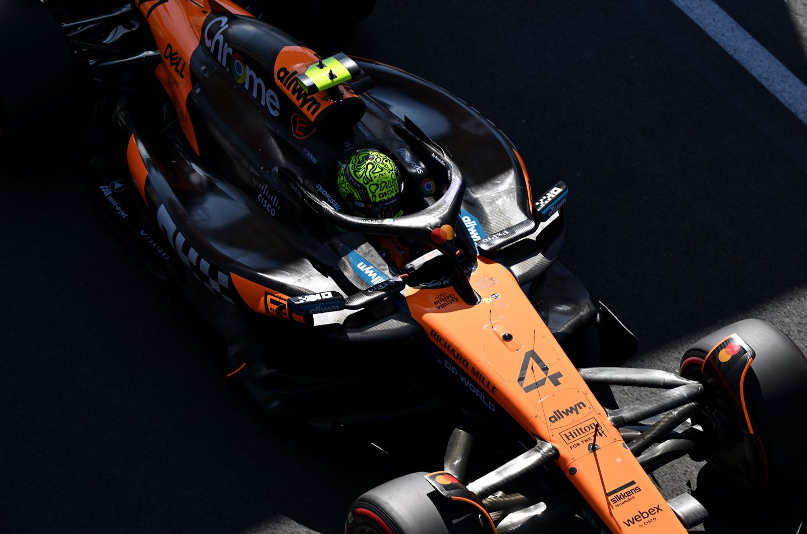 Practice 1 Report - McLaren 1-2 in disrupted baku opener
