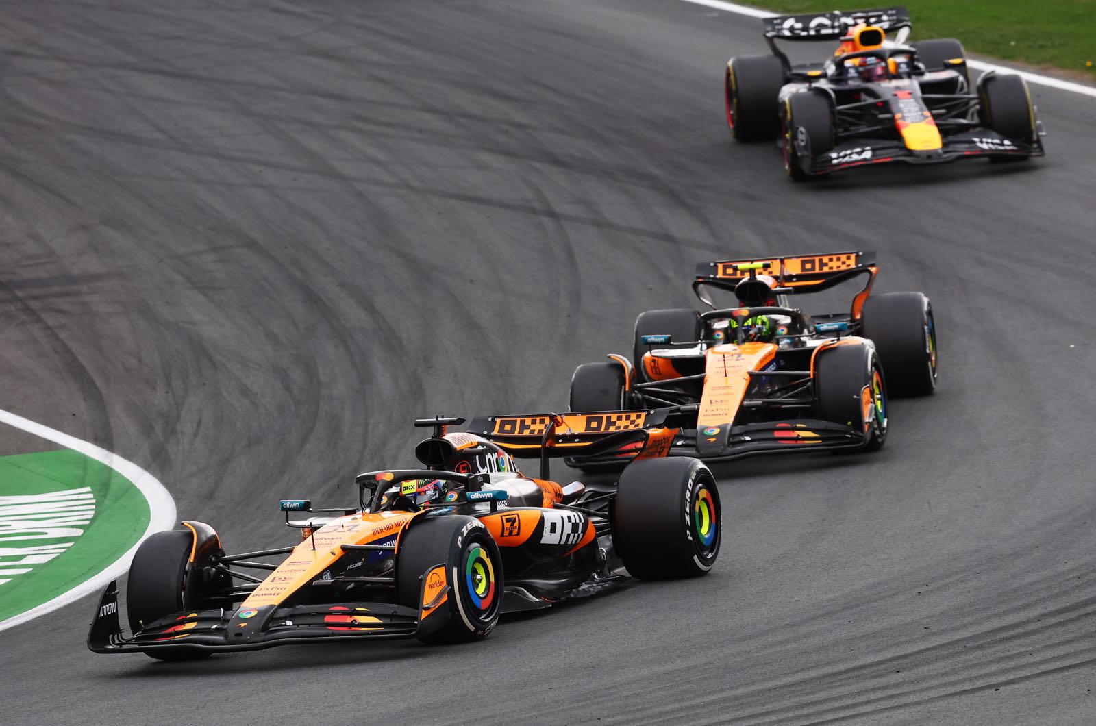 Piastri should be further ahead in title race says Webber