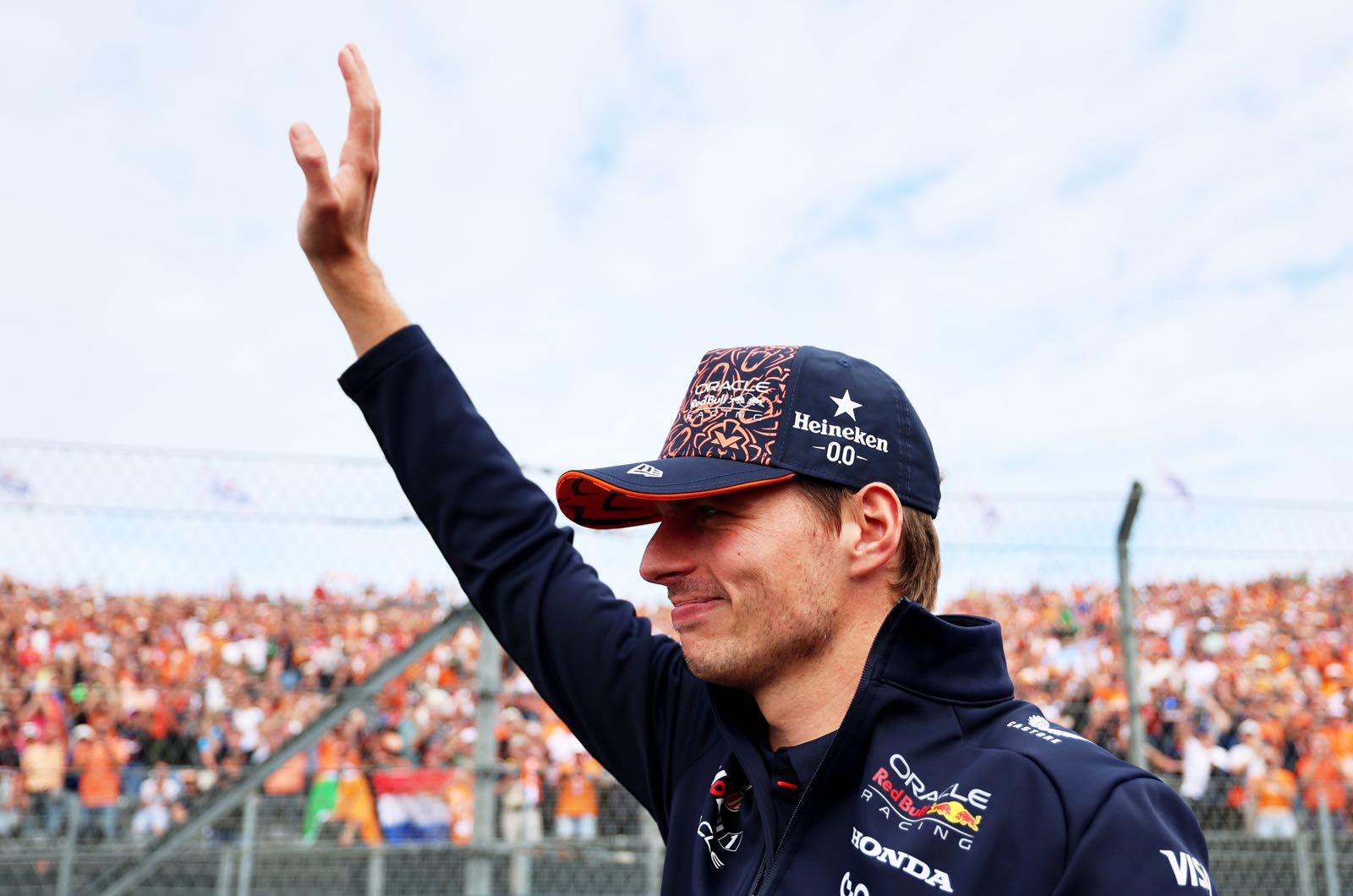 Verstappen hints at Ferrari or F1 exit for 2027