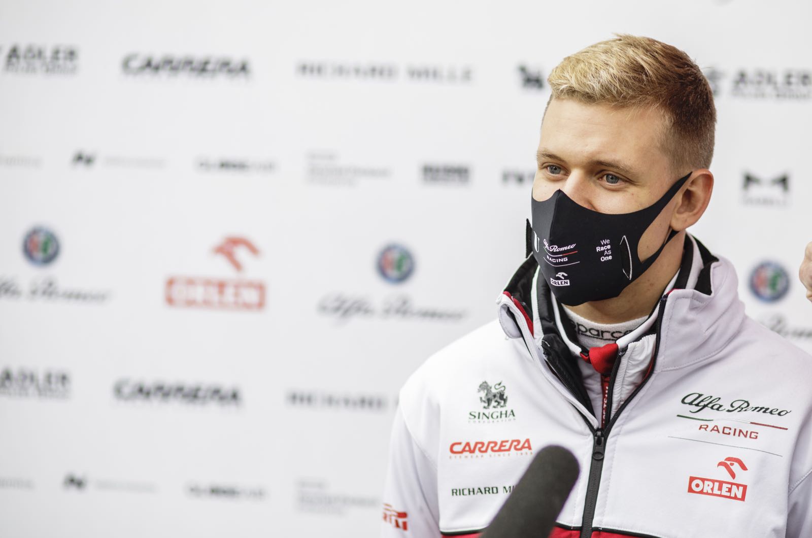 Mazepin not friends with teammate Schumacher