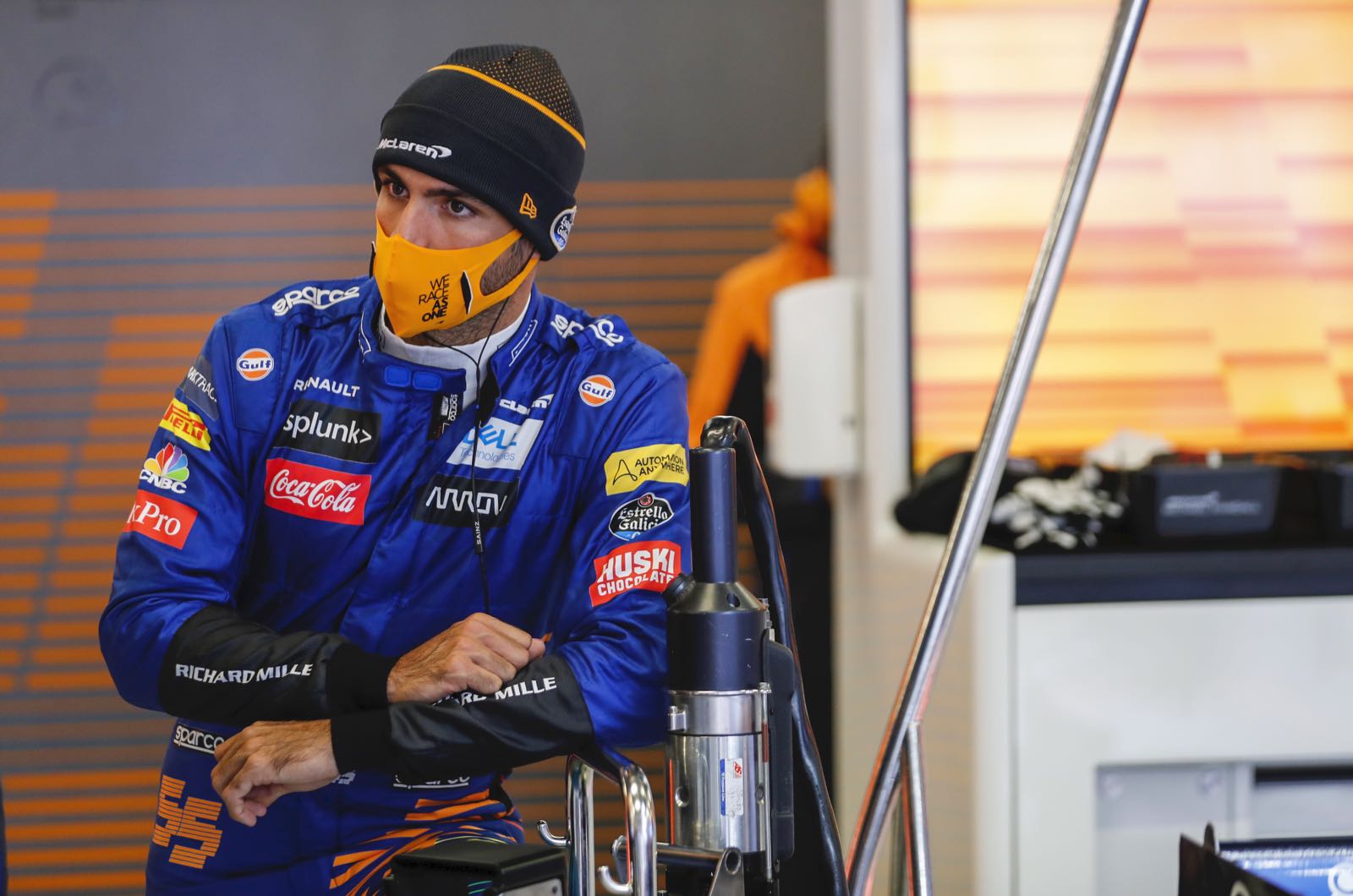 Sainz expects to chase Leclerc early in 2021