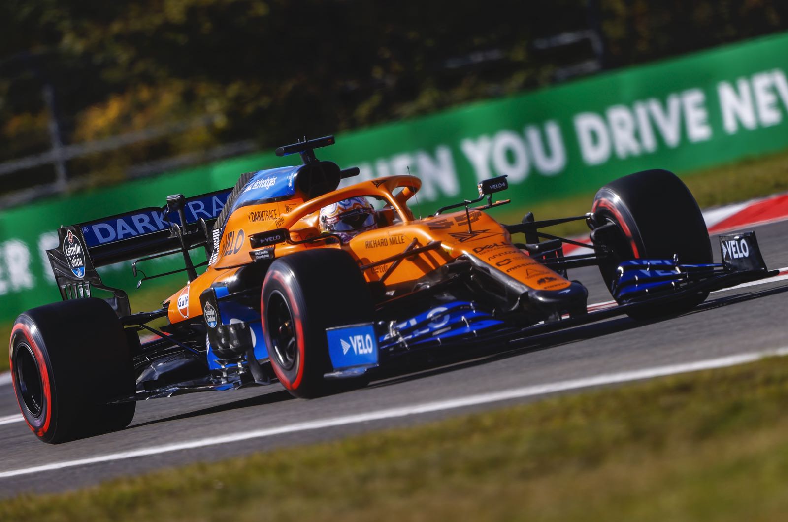 New parts have made McLaren slower says Sainz