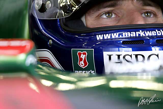 Practice Report - Webber fastest in wet morning