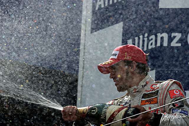 Race Notes - Alonso wins wild European GP