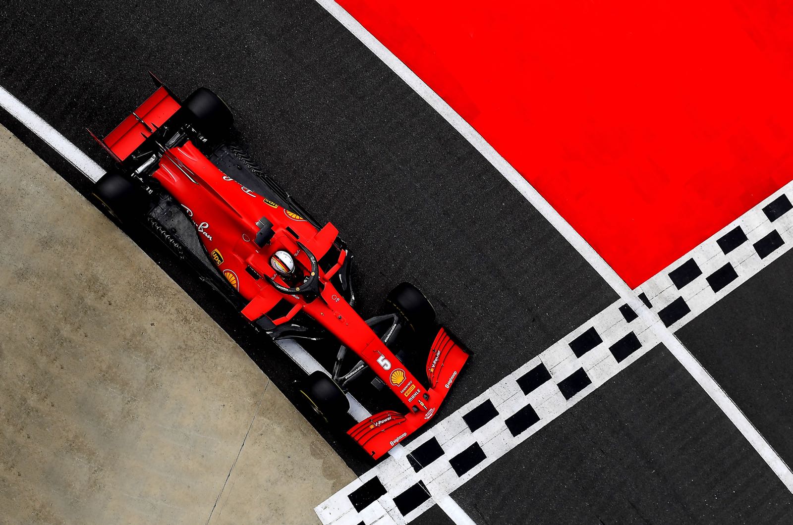 Perez, Vettel keep F1 driver market alight