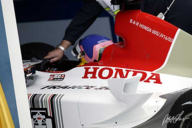 Villeneuve and McLaren