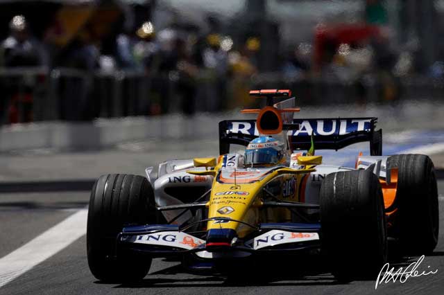 Practice 2 Report - Renault's Friday dream