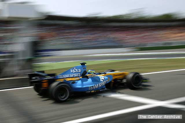 Renault playing it safe