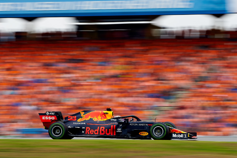 Verstappen camp not ruling out 2019 title