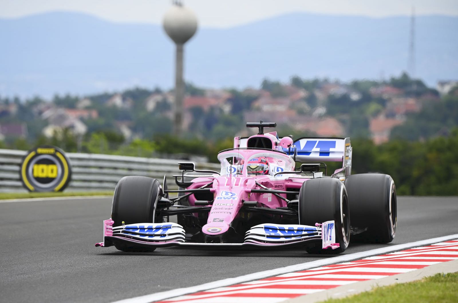 Pink Mercedes positive for F1 says Grosjean