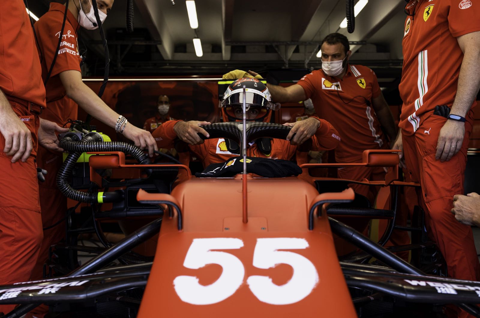 Ferrari ready to aim for 2022 title says Sainz