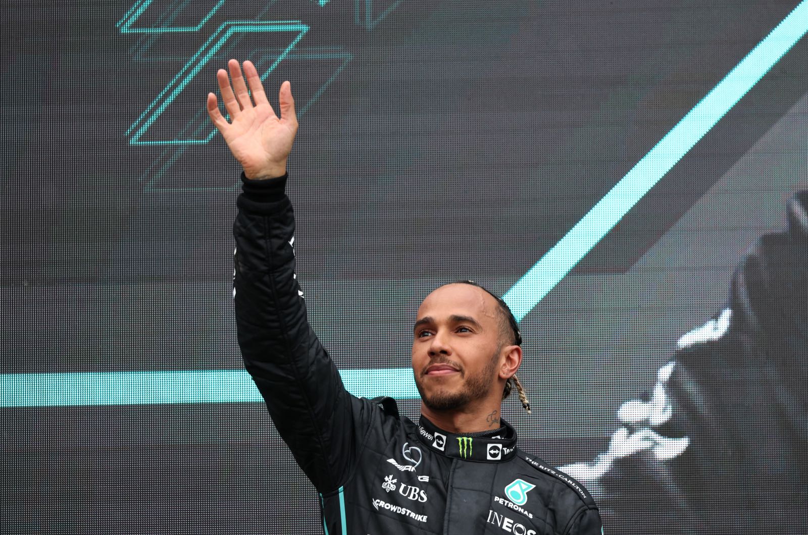 Hamilton admits lying amid jewellery saga