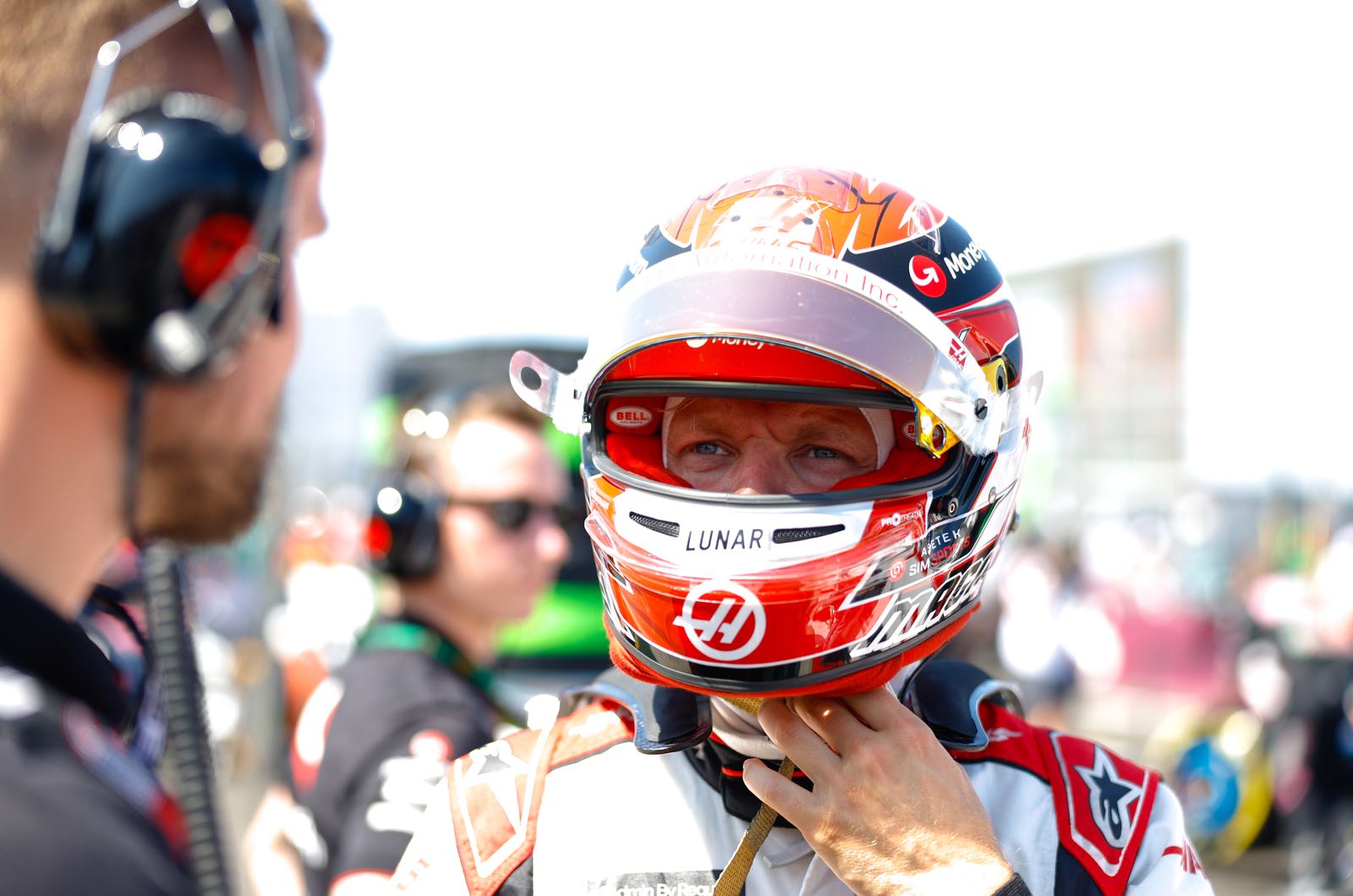 No reason for Haas to dump Magnussen says Steiner