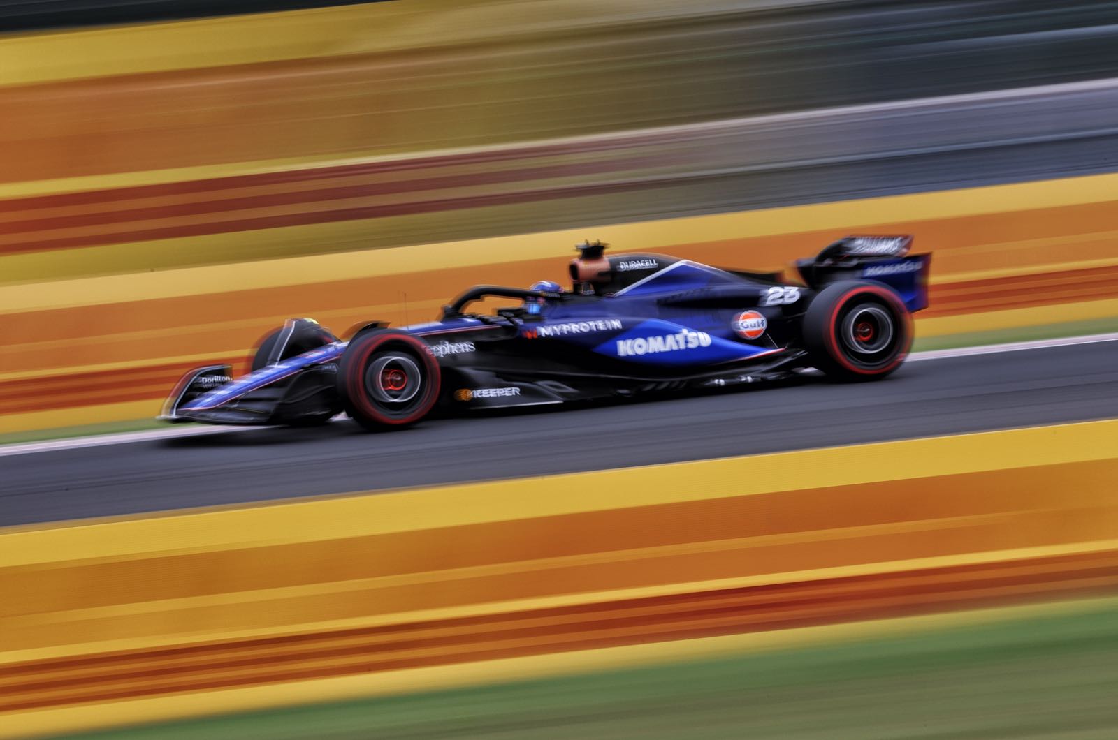 Williams wants to sign Albon's teammate in two weeks